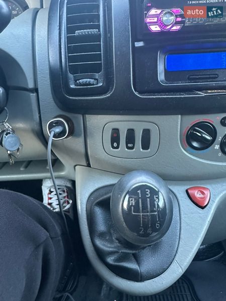 Минивэн Renault Trafic 2007 в Делятине