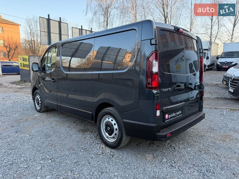 Вантажний фургон Renault Trafic 2022 в Рівному