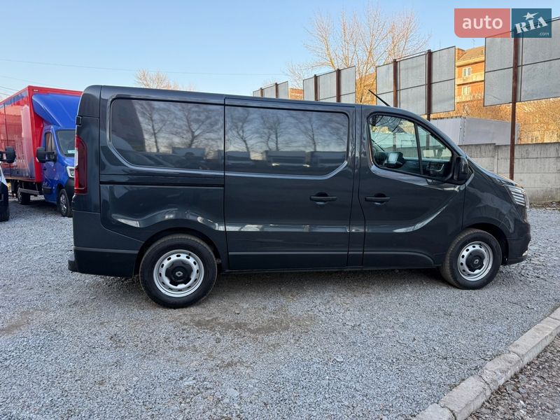 Вантажний фургон Renault Trafic 2022 в Рівному