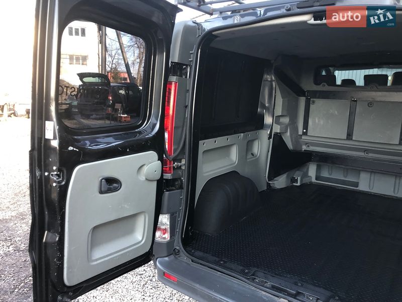 Мінівен Renault Trafic 2012 в Івано-Франківську фото 17 Мінівен Renault Trafic 2012 в Івано-Франківську