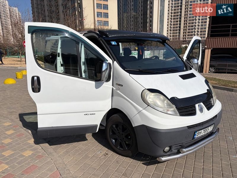 Renault Trafic 2011 Renault Trafic 2011