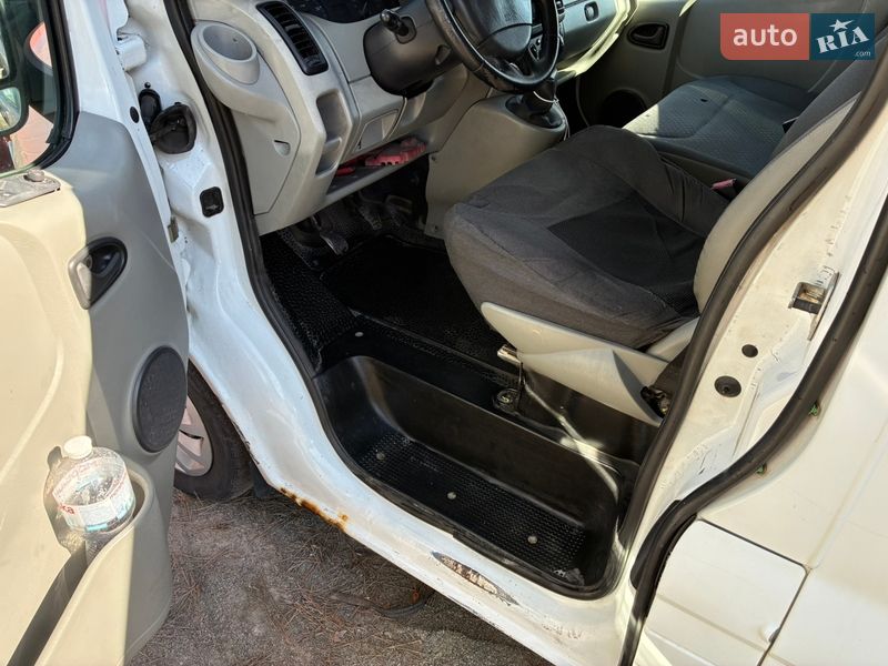 Мікроавтобус вантажний (до 3,5т) Renault Trafic 2007 в Ірпені фото 17 Мікроавтобус вантажний (до 3,5т) Renault Trafic 2007 в Ірпені