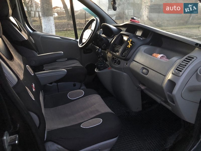 Грузопассажирский фургон Renault Trafic 2012 в Красилове