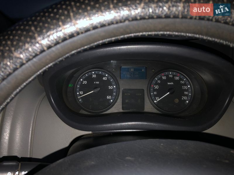 Грузопассажирский фургон Renault Trafic 2012 в Красилове