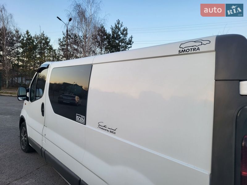 Мінівен Renault Trafic 2004 в Хмельницькому