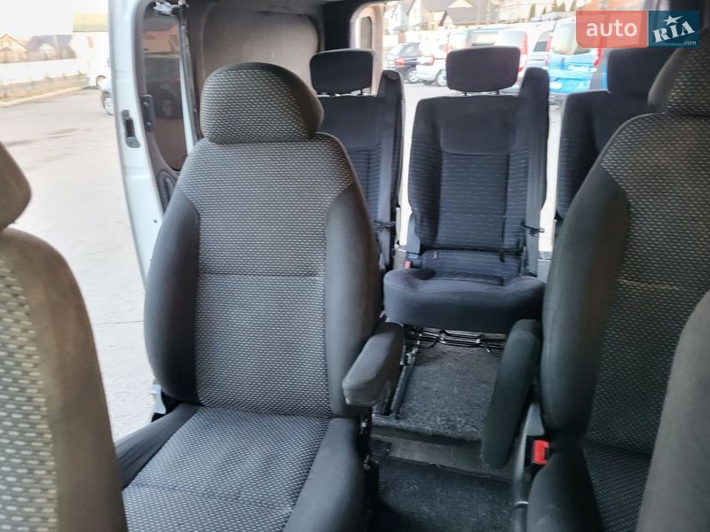 Мінівен Renault Trafic 2004 в Хмельницькому