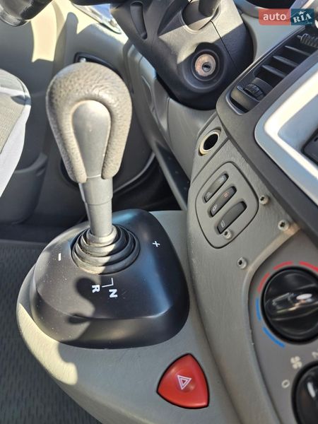 Минивэн Renault Trafic 2012 в Тернополе