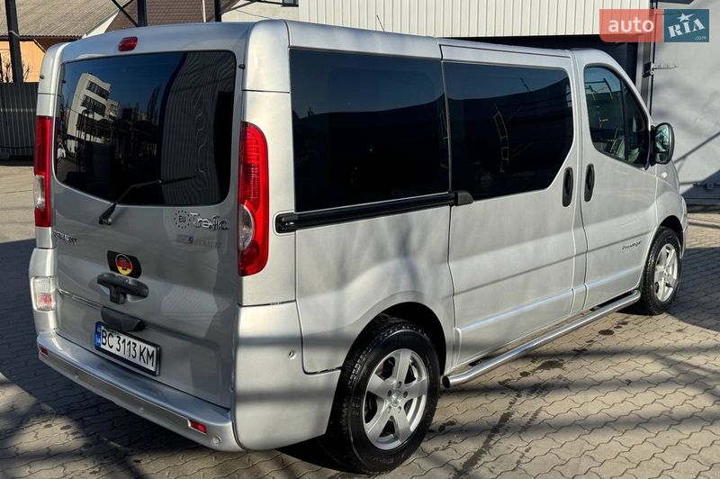 Минивэн Renault Trafic 2013 в Киеве