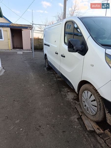 Грузовой фургон Renault Trafic 2014 в Макарове