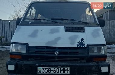 Микроавтобус Renault Trafic 1992 в Ичне