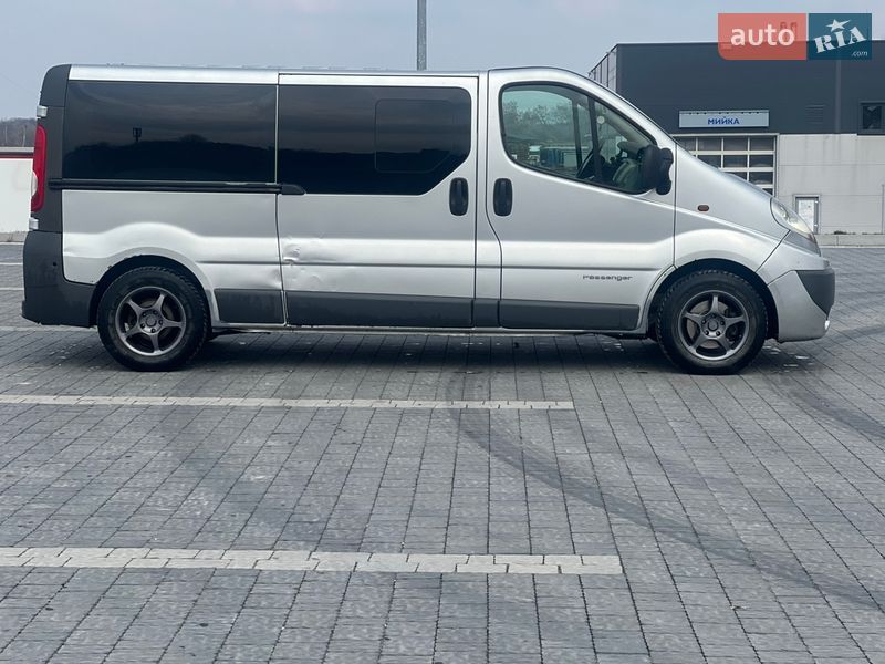 Минивэн Renault Trafic 2006 в Львове