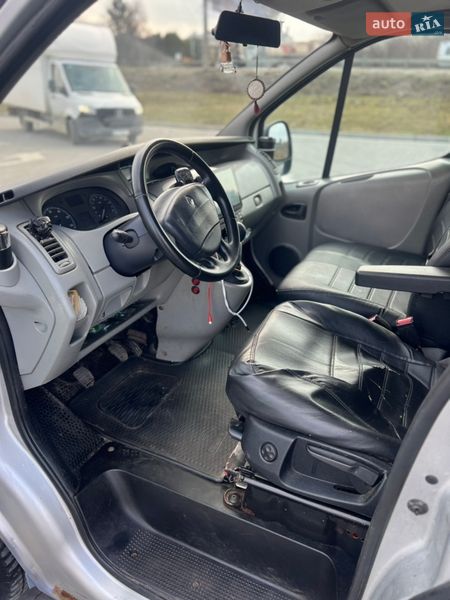 Минивэн Renault Trafic 2006 в Львове