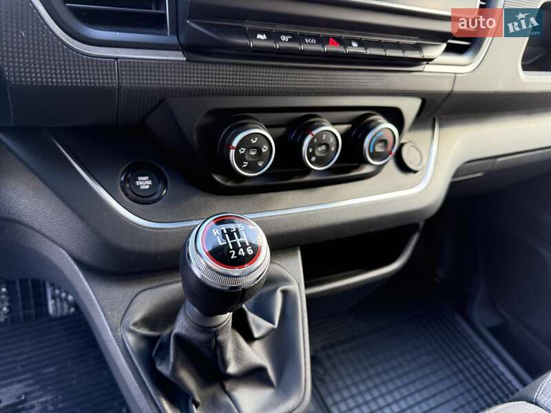 Грузовой фургон Renault Trafic 2022 в Одессе