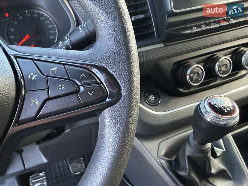 Грузовой фургон Renault Trafic 2022 в Одессе