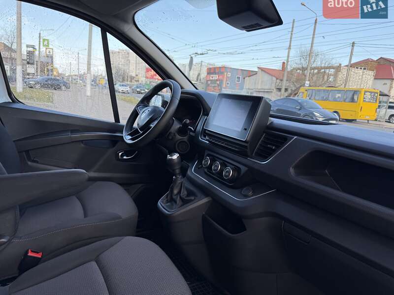 Грузовой фургон Renault Trafic 2022 в Одессе