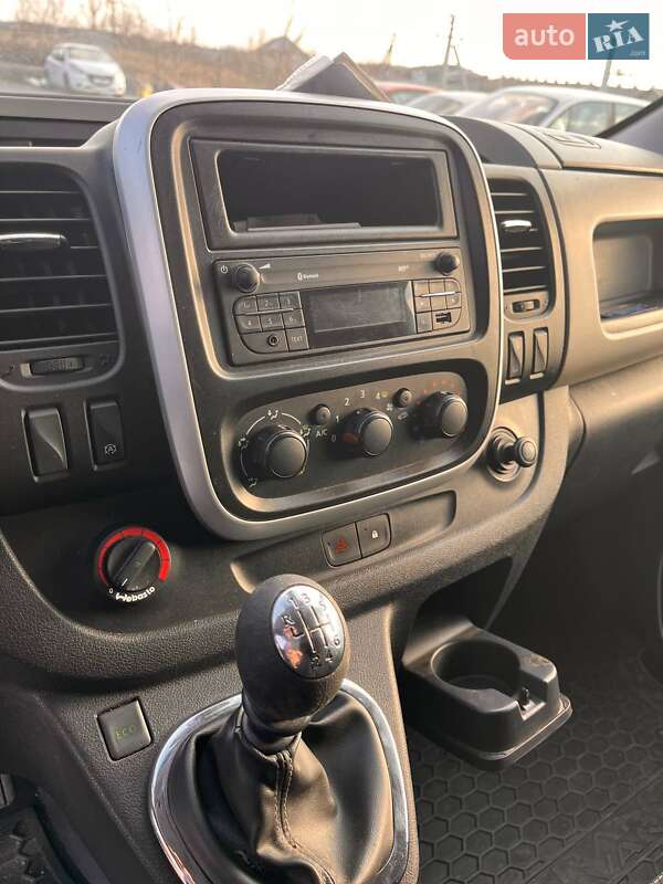 Мінівен Renault Trafic 2017 в Вінниці