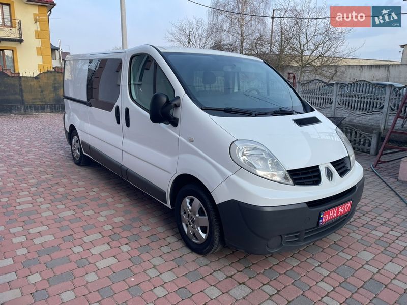 Renault Trafic 2011