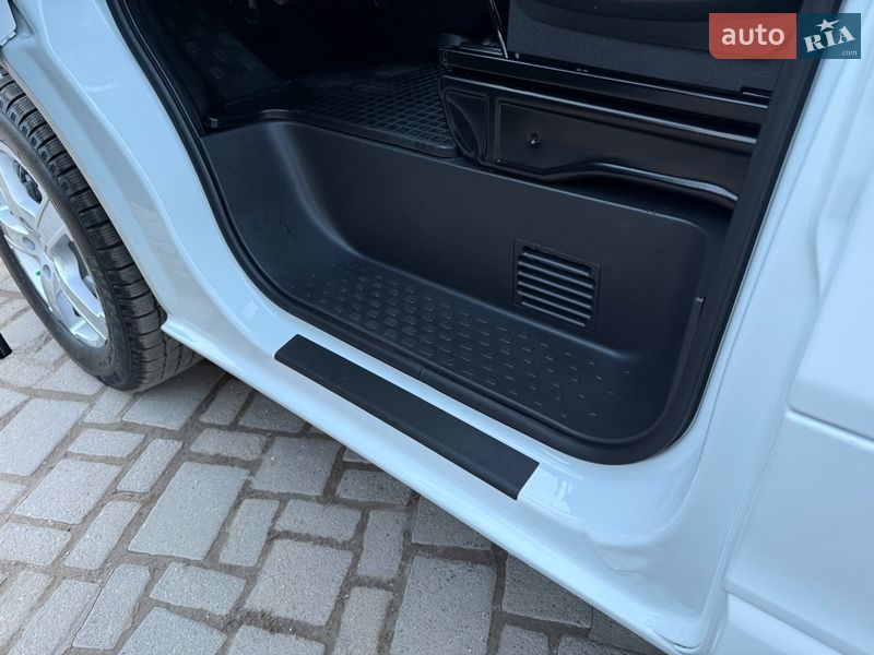 Грузовой фургон Renault Trafic 2025 в Дубно