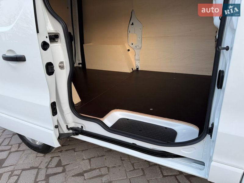 Грузовой фургон Renault Trafic 2025 в Дубно