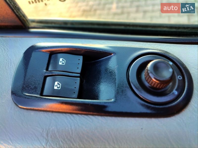 Мінівен Renault Trafic 2010 в Вінниці фото 24 Мінівен Renault Trafic 2010 в Вінниці