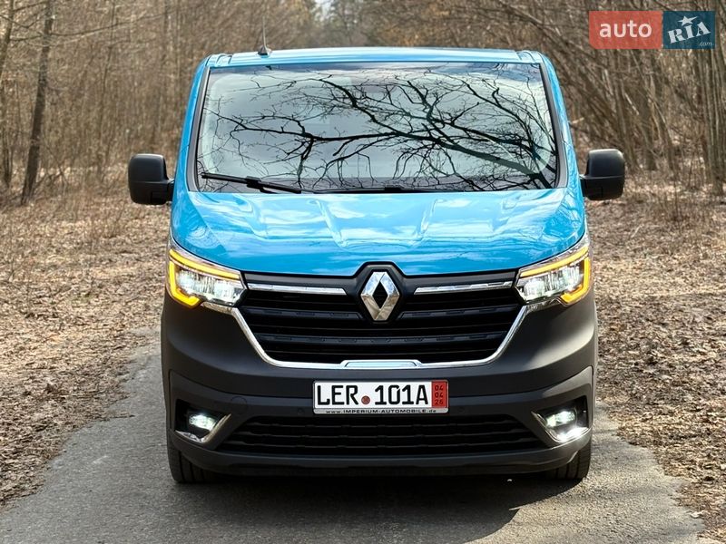 Грузовой фургон Renault Trafic 2022 в Киеве
