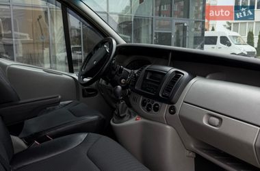 Минивэн Renault Trafic 2008 в Новояворовске