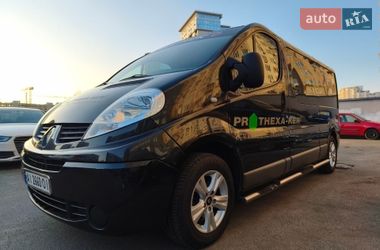 Грузопассажирский фургон Renault Trafic 2014 в Киеве