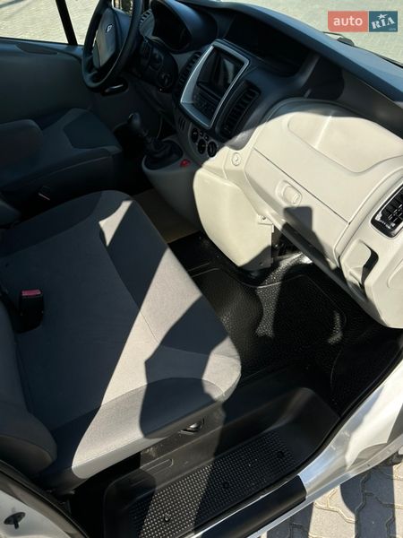 Минивэн Renault Trafic 2011 в Коломые фото 57 Минивэн Renault Trafic 2011 в Коломые