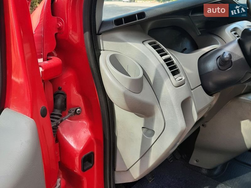 Грузопассажирский фургон Renault Trafic 2010 в Полтаве