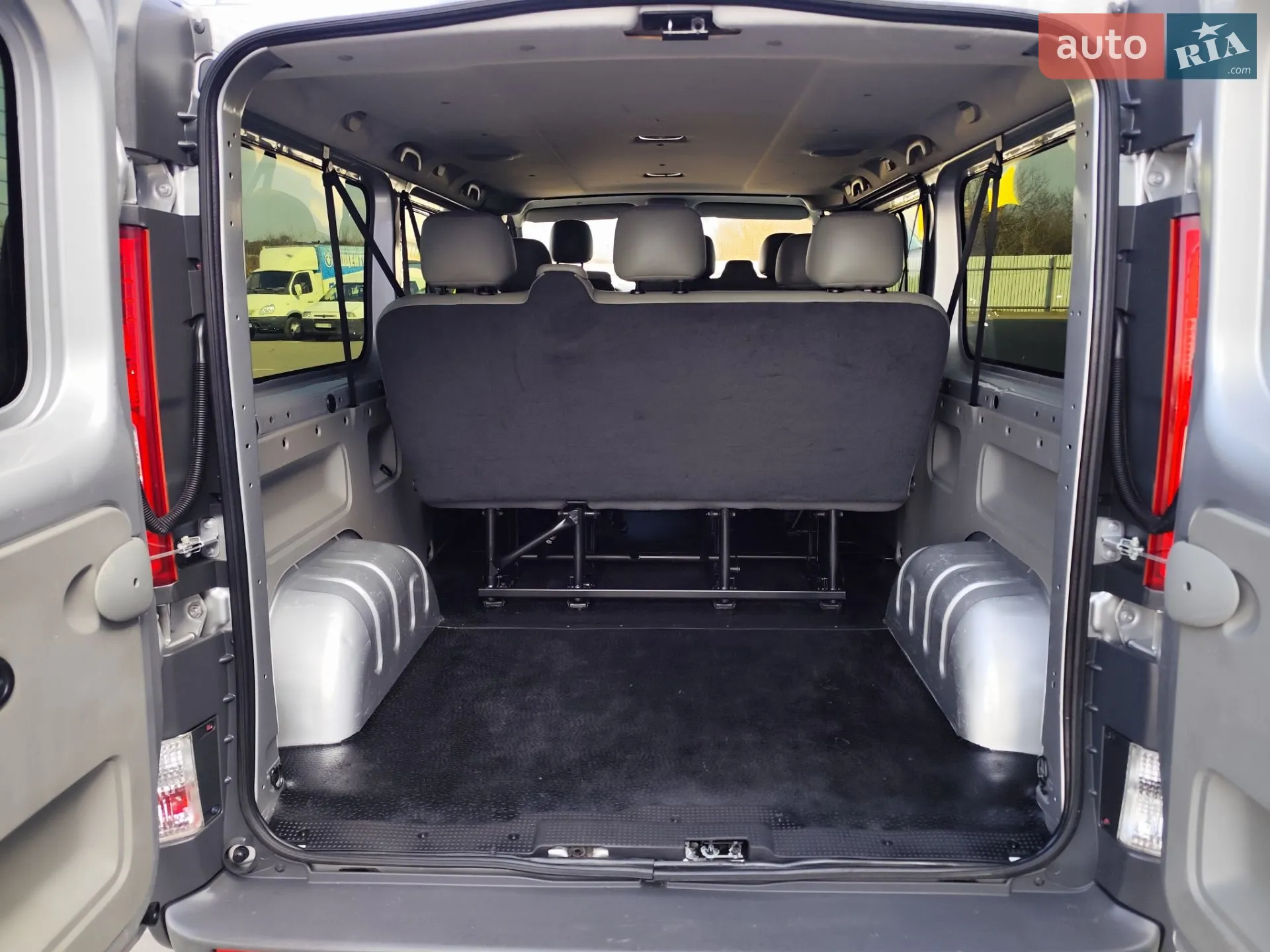 2013 Renault Trafic - мініатюра 26
