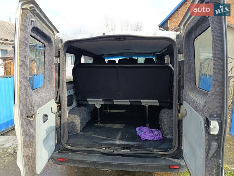 Минивэн Renault Trafic 2007 в Заставной