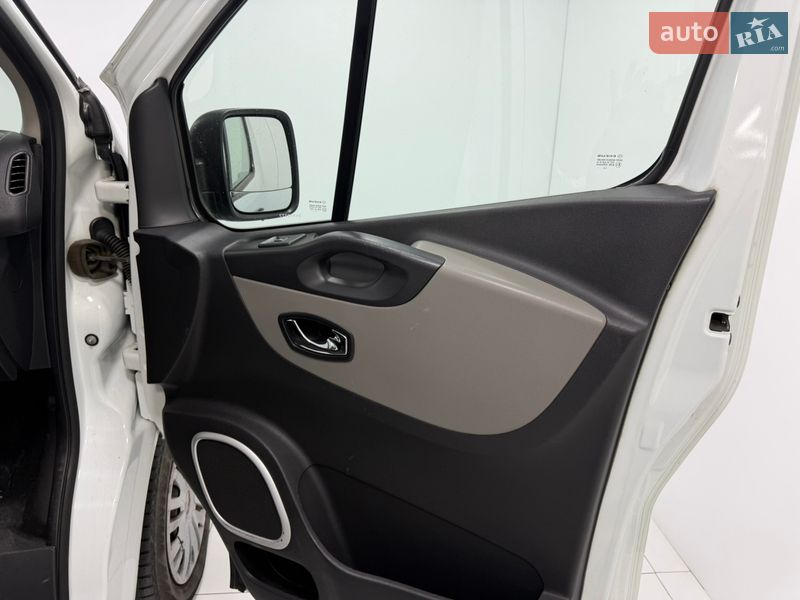 Вантажний фургон Renault Trafic 2016 в Одесі фото 12 Вантажний фургон Renault Trafic 2016 в Одесі