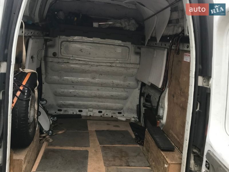 Мінівен Renault Trafic 2005 в Києві