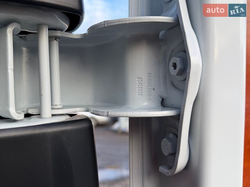 Грузовой фургон Renault Trafic 2021 в Луцке фото 34 Грузовой фургон Renault Trafic 2021 в Луцке