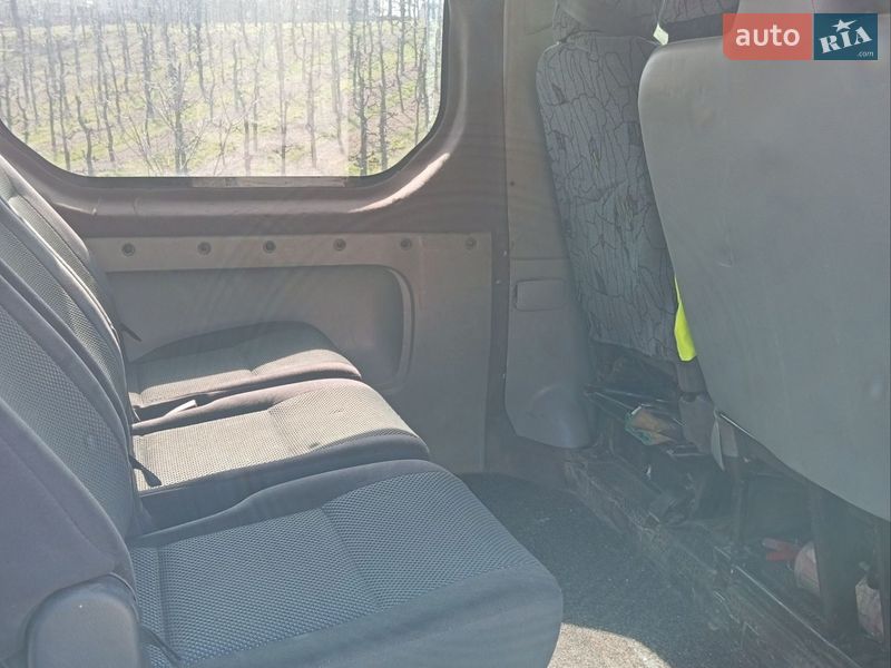 Минивэн Renault Trafic 2006 в Бочковцах фото 14 Минивэн Renault Trafic 2006 в Бочковцах