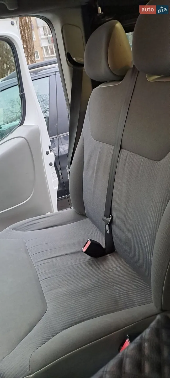 2013 Renault Trafic - мініатюра 11
