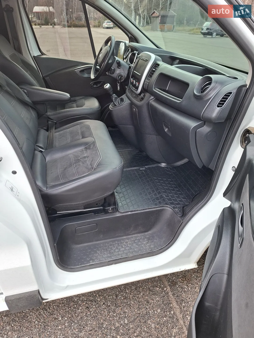 2021 Renault Trafic - мініатюра 8