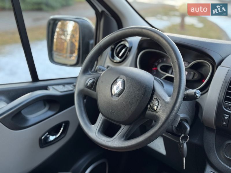 Мінівен Renault Trafic 2018 в Сарнах фото 9 Мінівен Renault Trafic 2018 в Сарнах