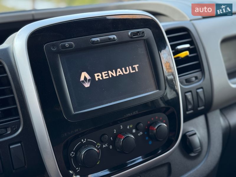 Мінівен Renault Trafic 2018 в Сарнах фото 24 Мінівен Renault Trafic 2018 в Сарнах