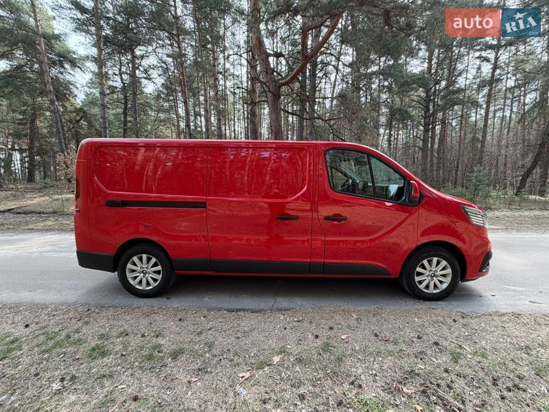 Другие грузовики Renault Trafic 2023 в Киеве