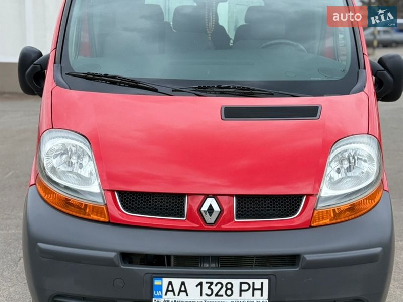 Минивэн Renault Trafic 2006 в Киеве