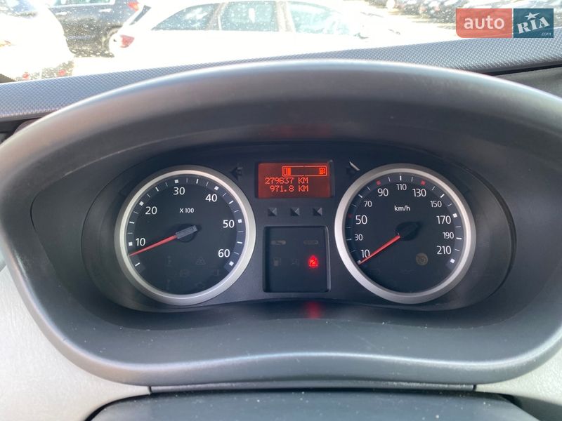 Минивэн Renault Trafic 2012 в Луцке фото 33 Минивэн Renault Trafic 2012 в Луцке