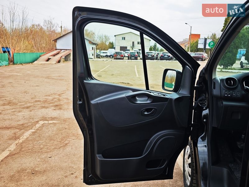 Вантажний фургон Renault Trafic 2020 в Дубні