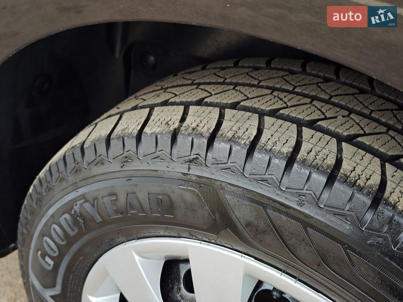 Вантажний фургон Renault Trafic 2020 в Дубні