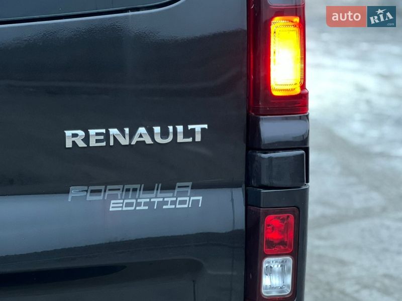 Грузопассажирский фургон Renault Trafic 2016 в Тернополе фото 18 Грузопассажирский фургон Renault Trafic 2016 в Тернополе