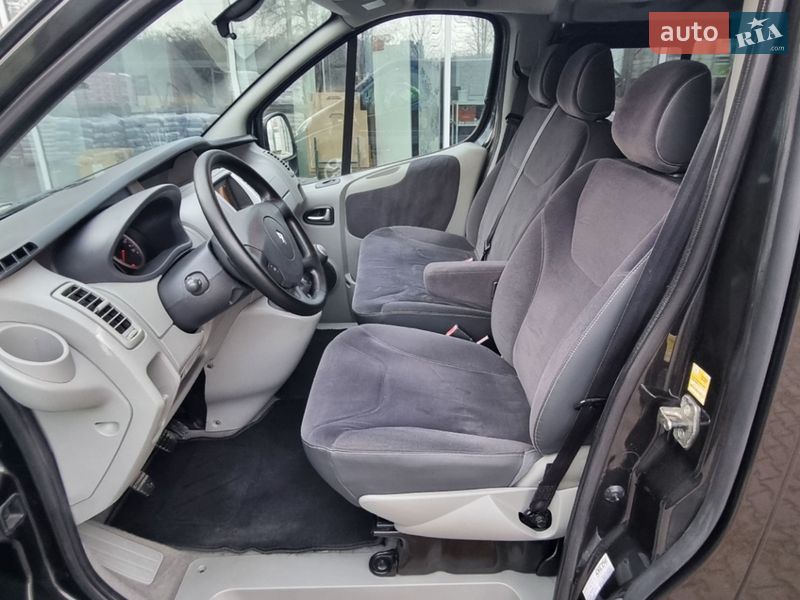Минивэн Renault Trafic 2012 в Черновцах фото 26 Минивэн Renault Trafic 2012 в Черновцах