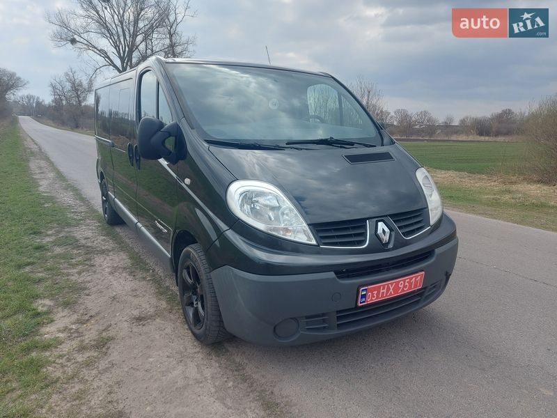 Грузопассажирский фургон Renault Trafic 2012 в Ровно фото 16 Грузопассажирский фургон Renault Trafic 2012 в Ровно