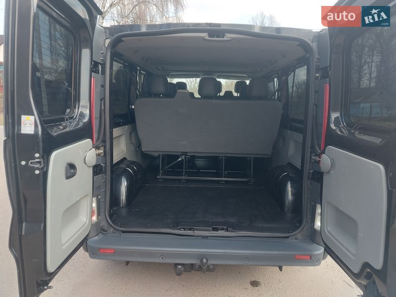 Грузопассажирский фургон Renault Trafic 2012 в Ровно фото 38 Грузопассажирский фургон Renault Trafic 2012 в Ровно