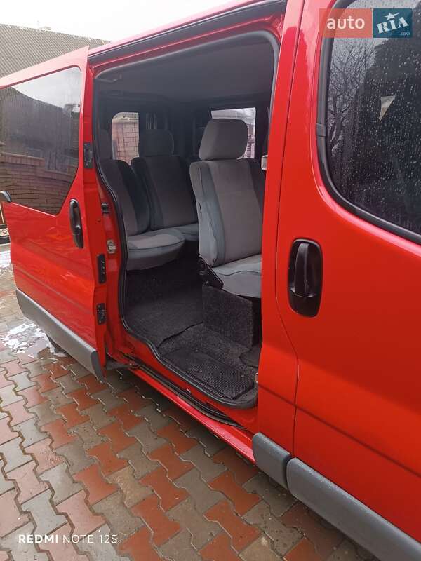 Минивэн Renault Trafic 2002 в Черновцах