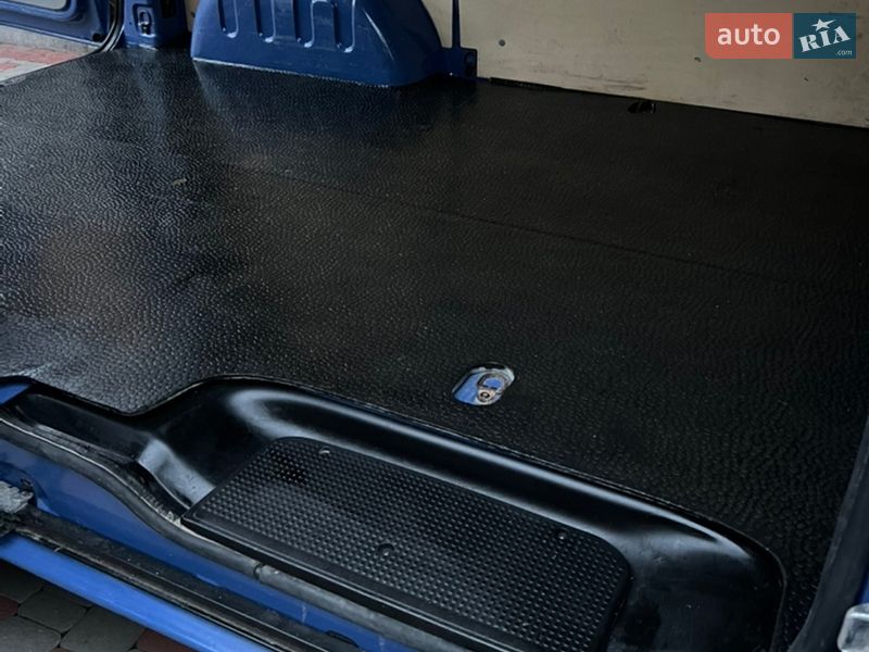 Вантажний фургон Renault Trafic 2014 в Білій Церкві фото 12 Вантажний фургон Renault Trafic 2014 в Білій Церкві